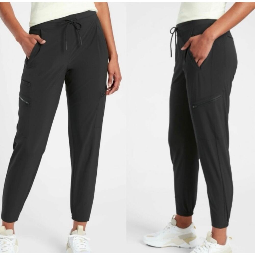 🧺 5 for $25 Sale Athleta Headlands Hybrid Pants Size 0 Black Stash Zip Pocket